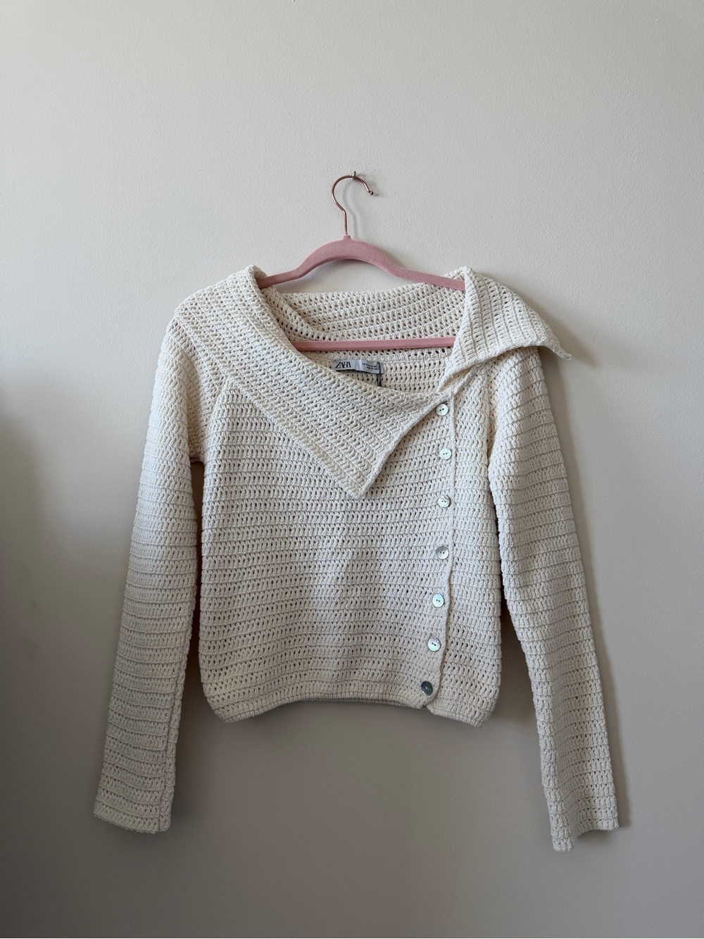 NWT Zara Cream Crocheted Off the Shoulder Button-Front Cardigan Sweater - Picture 4 of 8